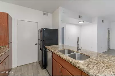 5302 E Van Buren Street #2015, Phoenix, AZ 85008 - Photo 11