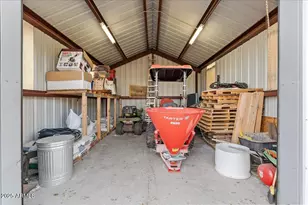 327 E Quarterhorse Ln E, Camp Verde, AZ 86322 - Photo 47