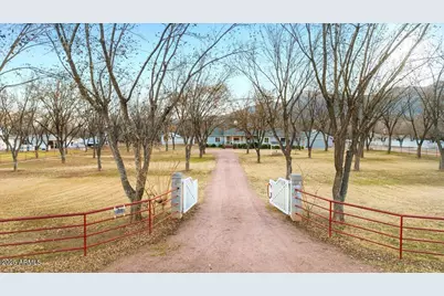 327 E Quarterhorse Lane E, Camp Verde, AZ 86322 - Photo 51