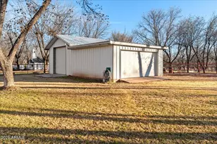 327 E Quarterhorse Ln E, Camp Verde, AZ 86322 - Photo 41