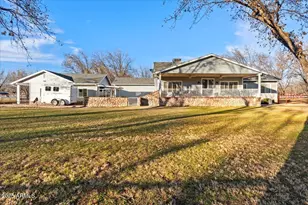 327 E Quarterhorse Ln E, Camp Verde, AZ 86322 - Photo 41