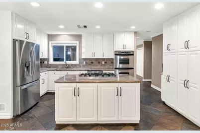 416 W McLellan Boulevard, Phoenix, AZ 85013 - Photo 13