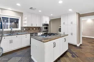 416 W McLellan Blvd, Phoenix, AZ 85013 - Photo 15