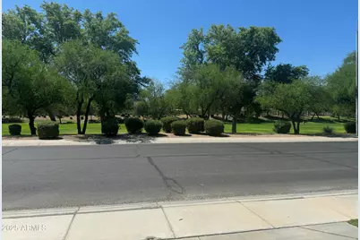 164 W Goldfinch Way, Chandler, AZ 85286 - Photo 17