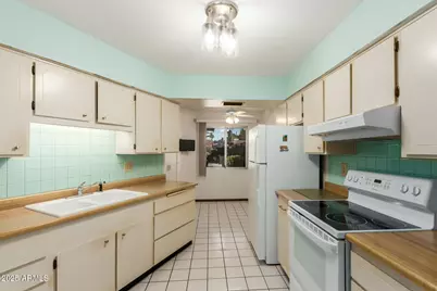 19633 N Star Ridge Drive, Sun City West, AZ 85375 - Photo 9