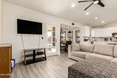 650 S Bay Drive, Gilbert, AZ 85233 - Photo 9