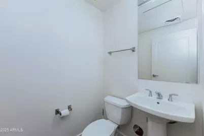 310 S 4th Street #1407, Phoenix, AZ 85004 - Photo 27