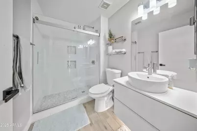 1042 W Bruce Avenue, Gilbert, AZ 85233 - Photo 17