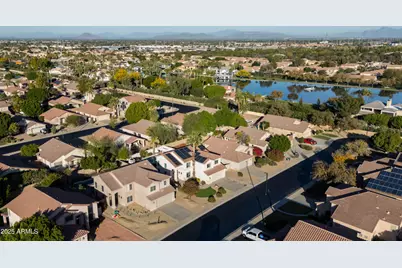 1042 W Bruce Avenue, Gilbert, AZ 85233 - Photo 37