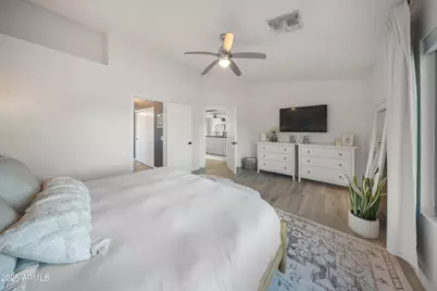 1042 W Bruce Avenue, Gilbert, AZ 85233 - Photo 21