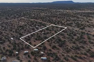 58805 N Valle Ln, Seligman, AZ 86337 - Photo 1