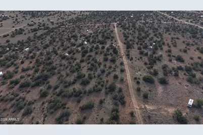 58805 N Valle Lane #4944, Seligman, AZ 86337 - Photo 15