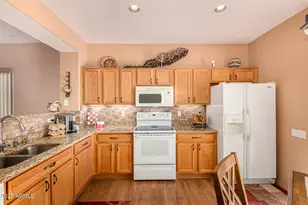 10105 E Meandering Trail Ln, Gold Canyon, AZ 85118 - Photo 13