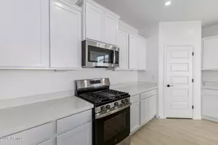 29972 W Wild Hazel Dr, Buckeye, AZ 85396 - Photo 7