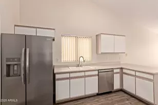 7927 E Caballero St, Mesa, AZ 85207 - Photo 9