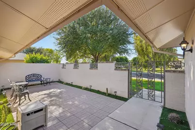 18229 N 103rd Avenue, Sun City, AZ 85373 - Photo 5