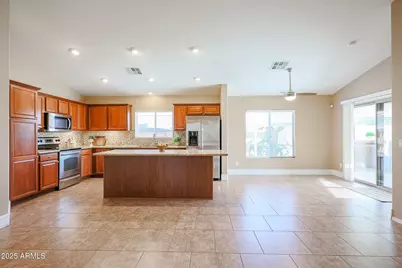 16571 W Tonto Street, Goodyear, AZ 85338 - Photo 15