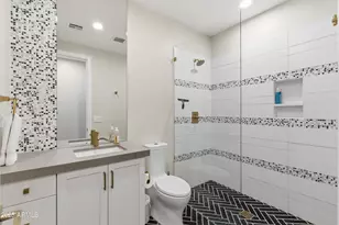 4601 N Royal View Dr, Phoenix, AZ 85018 - Photo 47