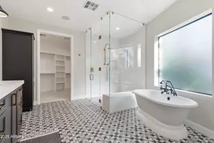 4601 N Royal View Dr, Phoenix, AZ 85018 - Photo 41