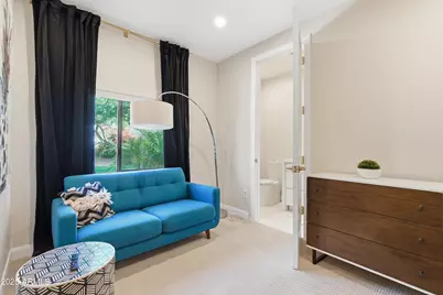 4601 N Royal View Drive, Phoenix, AZ 85018 - Photo 31