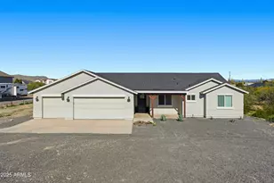 3984 W Josiah Trail, San Tan Valley, AZ 85144 - Photo 1