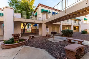 12123 W Bell Rd, Surprise, AZ 85378 - Photo 23