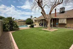 7217 W Paradise Dr, Peoria, AZ 85345 - Photo 9