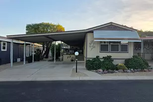 2233 E Behrend Dr, Phoenix, AZ 85024 - Photo 3