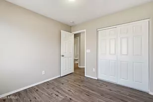 1520 E Bowker St, Phoenix, AZ 85040 - Photo 33