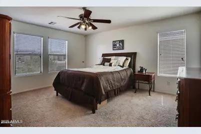 12039 W Leather Lane, Peoria, AZ 85383 - Photo 15
