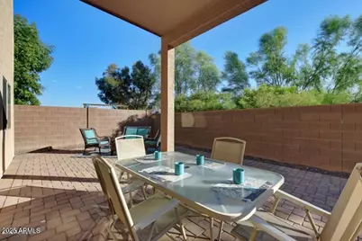 12039 W Leather Lane, Peoria, AZ 85383 - Photo 19
