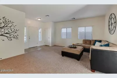 12039 W Leather Lane, Peoria, AZ 85383 - Photo 3