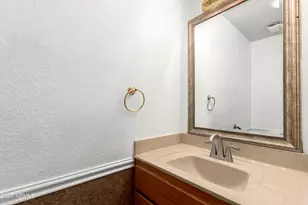 10843 E Kilarea Ave, Mesa, AZ 85209 - Photo 29