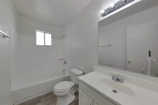 3202 W Wood Dr, Phoenix, AZ 85029 - Photo 13