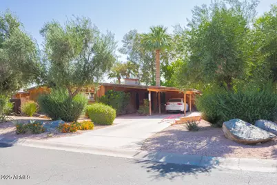 2601 N 68th Place, Scottsdale, AZ 85257 - Photo 3