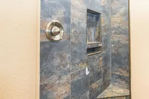 1813 E Ellis Dr, Tempe, AZ 85282 - Photo 49