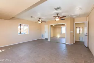 1813 E Ellis Dr, Tempe, AZ 85282 - Photo 45
