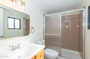 1813 E Ellis Dr, Tempe, AZ 85282 - Photo 37