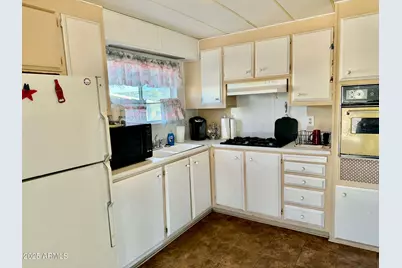 2501 W Wickenburg Way 22 --, Wickenburg, AZ 85390 - Photo 9