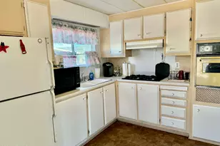 2501 W Wickenburg Way 22 --, Wickenburg, AZ 85390 - Photo 9