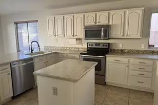 7442 W Via Del Sol Dr, Glendale, AZ 85310 - Photo 5