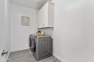 21055 W Elm Way Ct, Buckeye, AZ 85396 - Photo 43