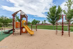 729 E Zesta Ln, Gilbert, AZ 85297 - Photo 29