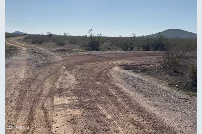 0000 W Cambridge Avenue #506-33-565F, Tonopah, AZ 85354 - Photo 7