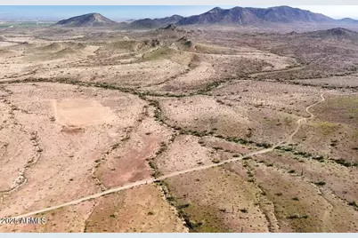 0000 W Cambridge Avenue #506-33-565F, Tonopah, AZ 85354 - Photo 11