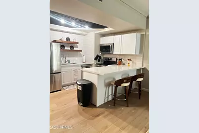 4750 N Central Avenue #14P, Phoenix, AZ 85012 - Photo 3