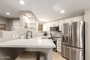 10410 N Cave Creek Rd, Phoenix, AZ 85020 - Photo 3