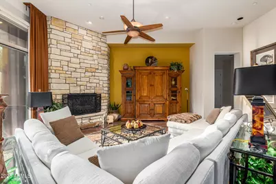 25410 N 46th Lane, Phoenix, AZ 85083 - Photo 3