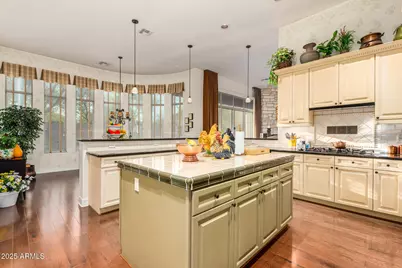 25410 N 46th Lane, Phoenix, AZ 85083 - Photo 7