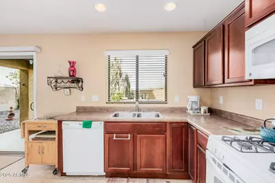 8048 W Georgetown Way, Florence, AZ 85132 - Photo 11